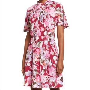 Maggy London Raspberry Ruffle Neck Blouson Waist Dress Fuchsia Pink Size 8 NEW